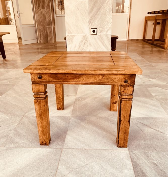 Уникална ръчно изработена масивна дървена маса  от мангово дърво