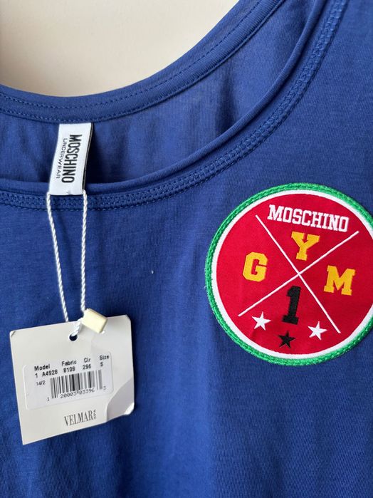 MOSCHINO - нов мъжки оригинален потник