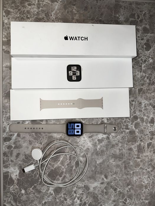 Apple Watch SE 44mm
