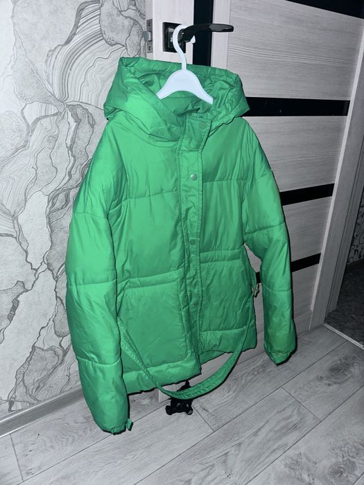 Продам зимнюю куртку