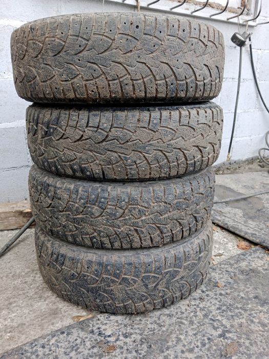 Продам зимние шины