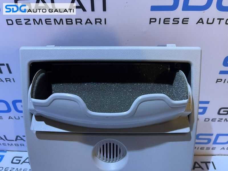 Plafoniera Lumini Lampa Iluminare Habitaclu Suport Ochelari Ford Kuga 1 2008 - 2012 Cod 7M51-R045B54-ADW 7M51-R045B54-BCW 8M5A-15K609-CB