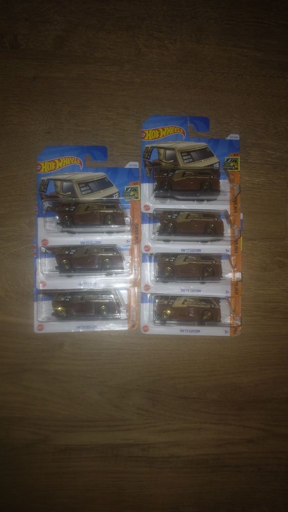 Hot wheels VW   .