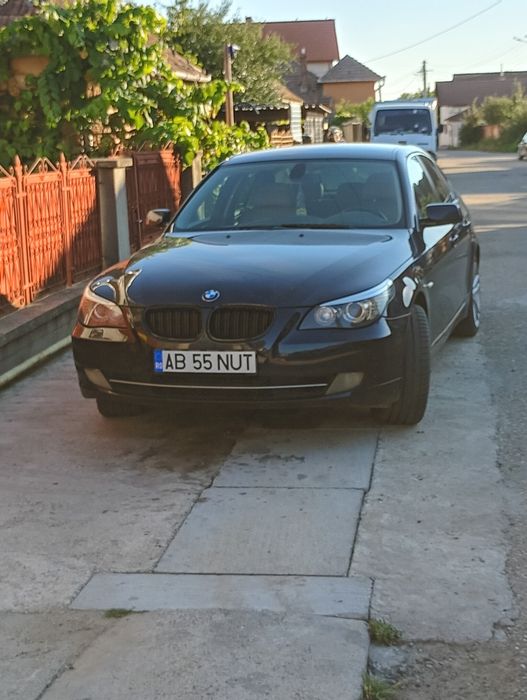Vând BMW e 60 3.0xd