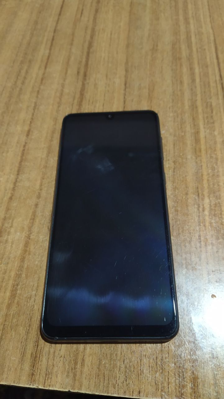 Samsung a33 telefoni