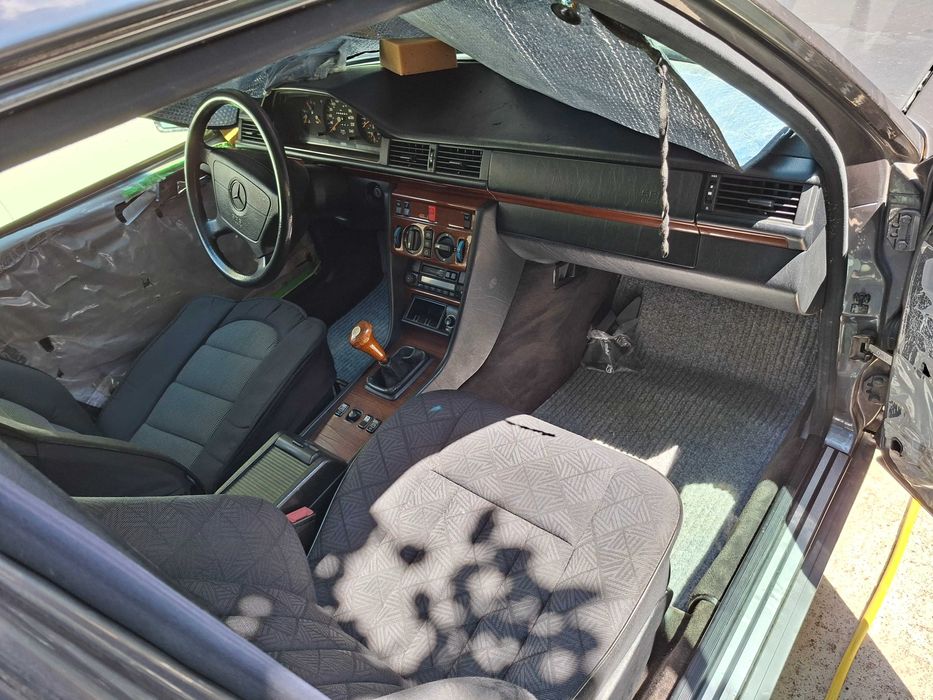 Mercedes Benz 200e w124 an 1995