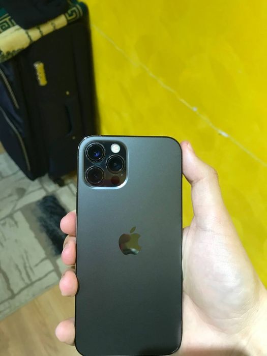 Iphone 12 pro sotiladi xolati ideal