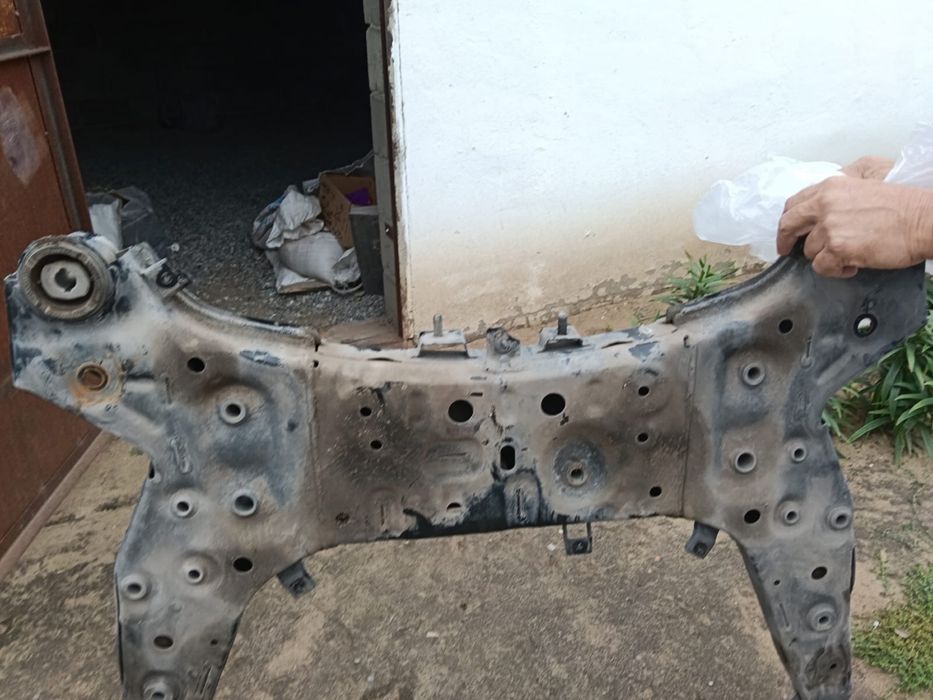 Балка на hyundai tucson