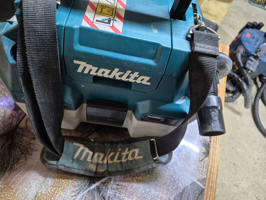 Aspirator Makita DVC 750L 18v