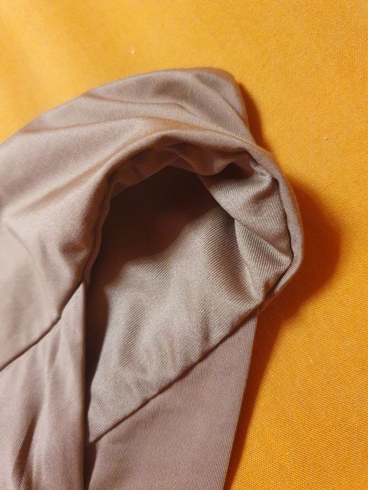 Slip de dama, nou-nouți