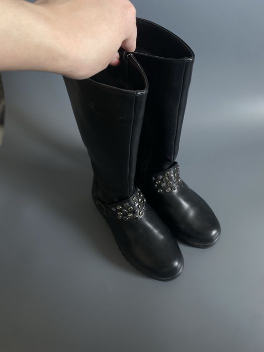 Продам зимние сапоги