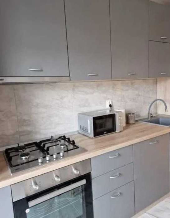 Дава се под наем Двустаен апартамент в Пловдив, Южен - 60 кв.м за 285.6 € - Снимка #2