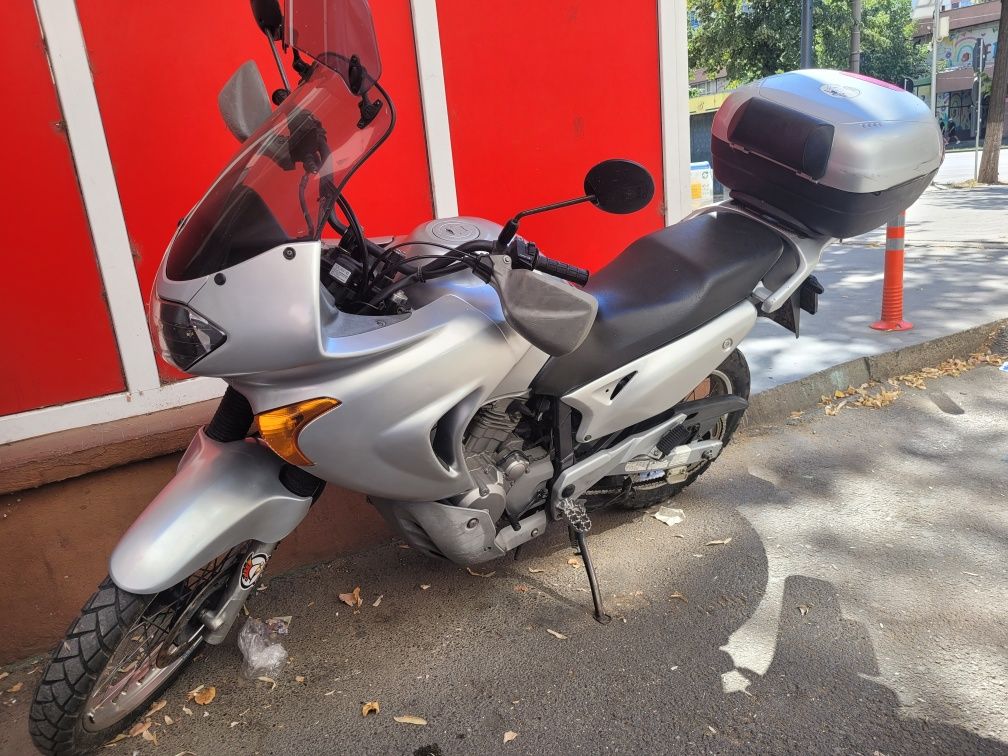 Honda transalp 650