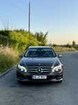 Vând Mercedes Benz E 250 4Matic