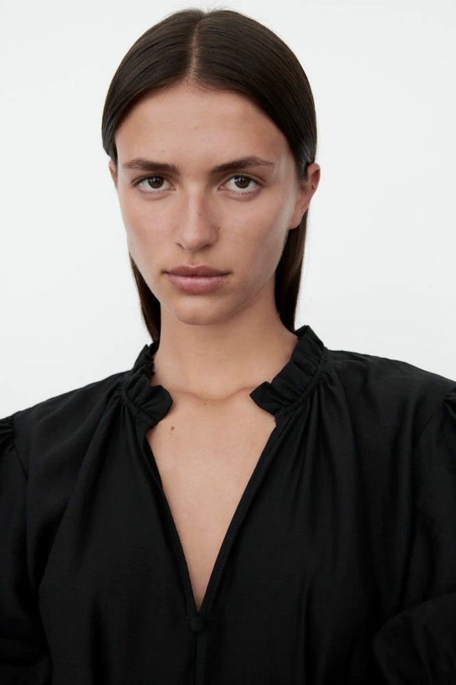 ZARA нова с етикет S