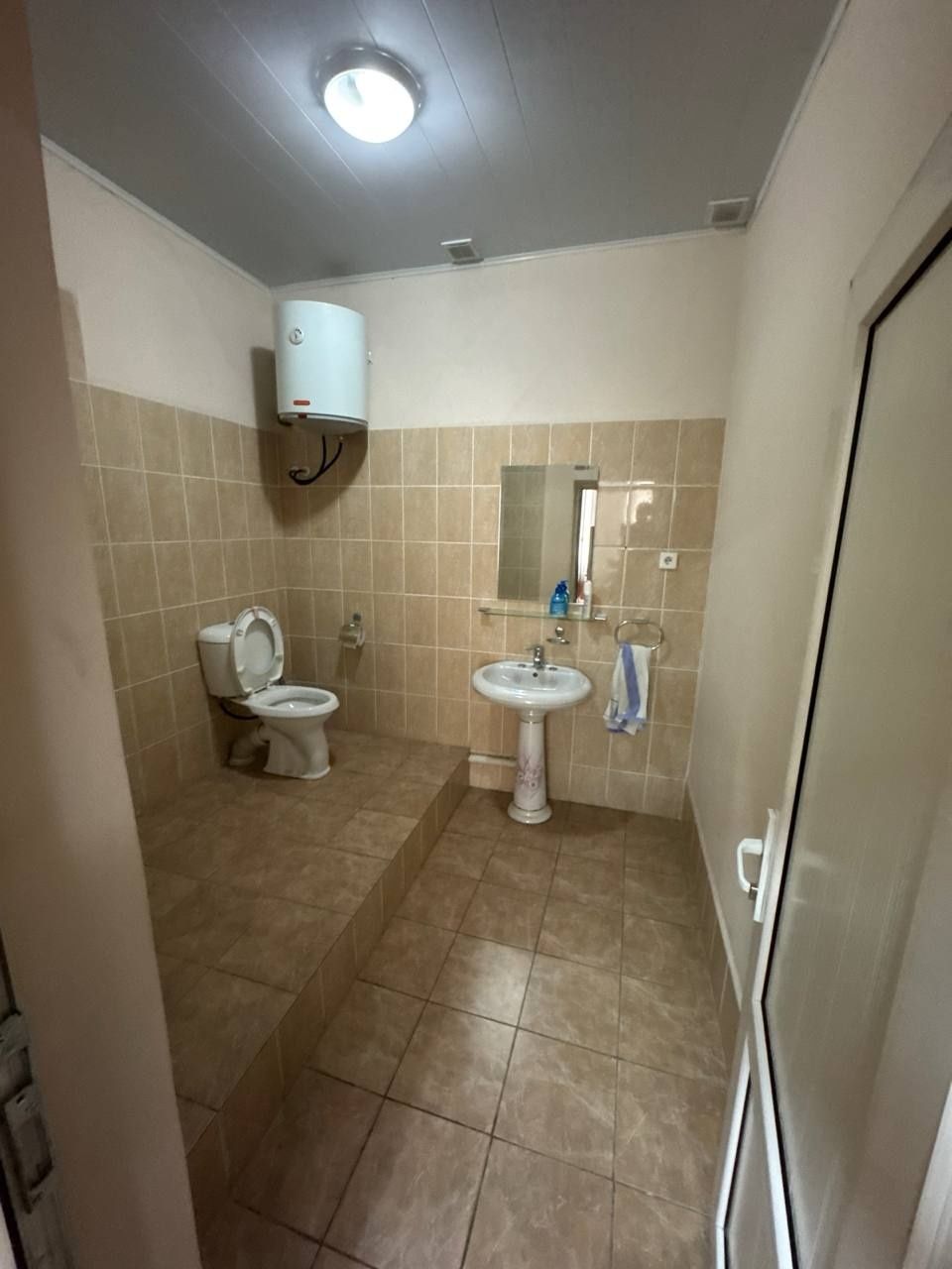 Урда офисы 100м²- 36м² 1этаж 2линия Юр адрес 24/7