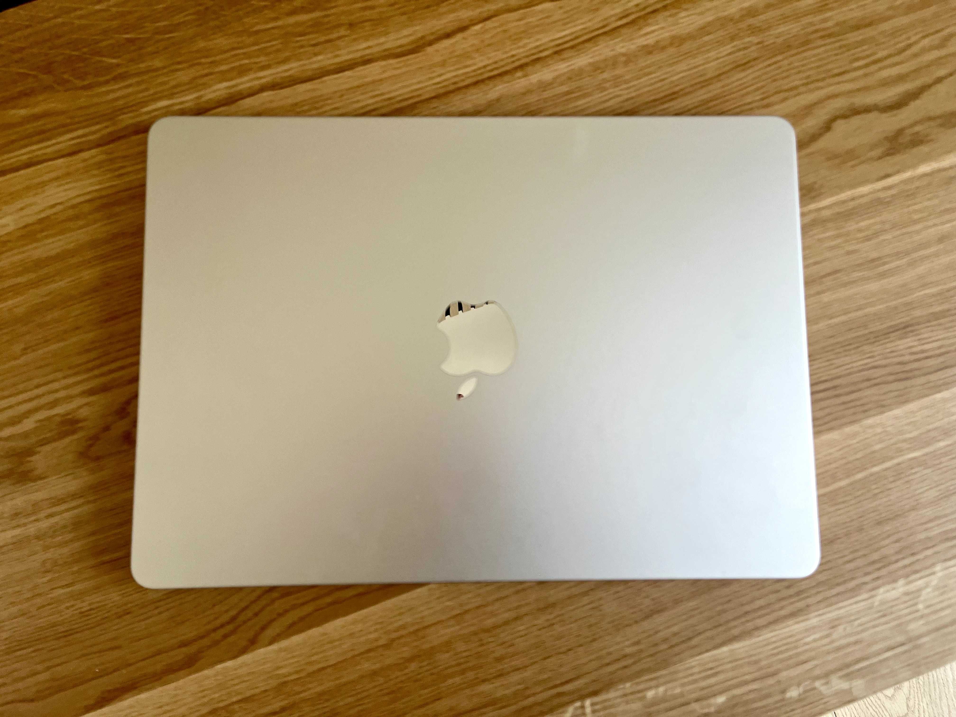 НОВА ОБЯВА! Macbook Air 13,6-inch 16RAM 256GB, закупен от ISTYLE