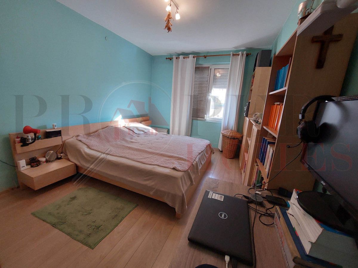 Продава се Тристаен апартамент в Велико Търново, Център - 100 кв.м за 1450 €/кв.м - Снимка #8