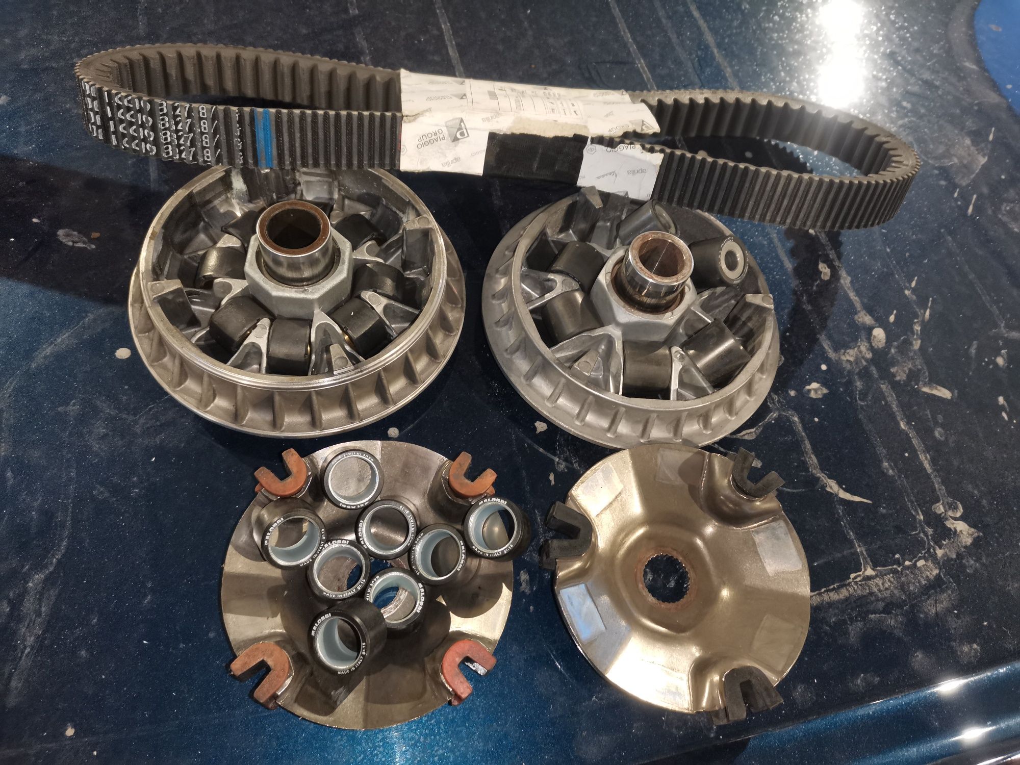 Variator malossi, ambreiaj, role, chiuloasă, curea Piaggio 500, Nexus