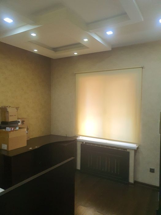 Продам квартиру Сергели 8 5 ком 1 этаж .