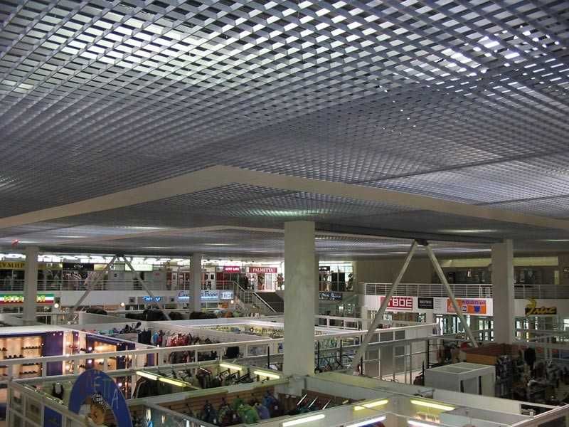 Грильято современный решетчатый подвесной потолок