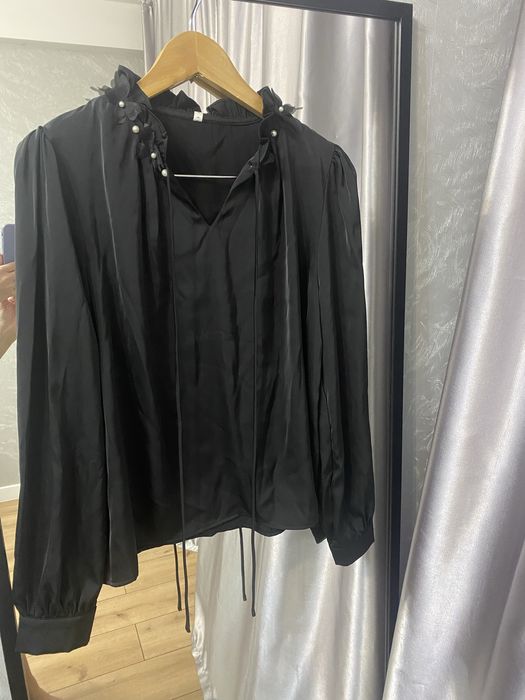 Продам новую блузку