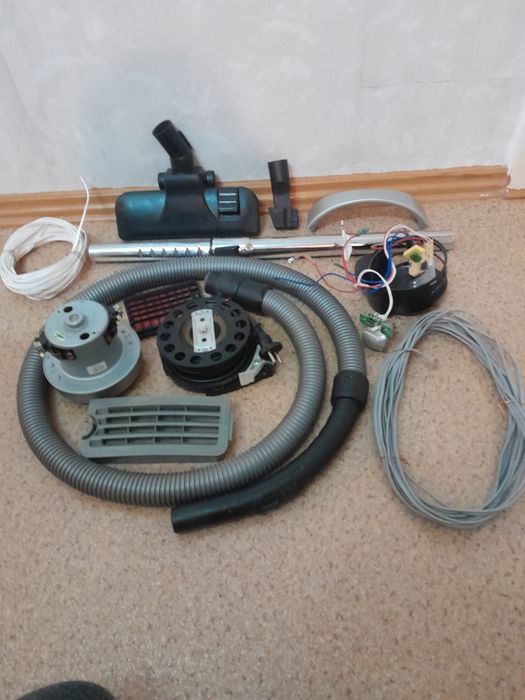 Продам запчасти.от пылесоса