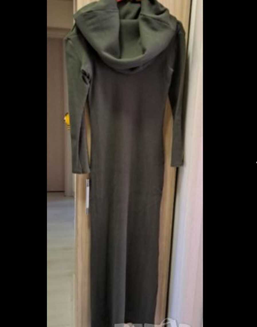 Дълга рокля цвят КАКИ  с шал яка/ качулка