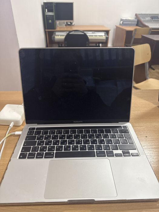 Macbook pro 13 2020 m1