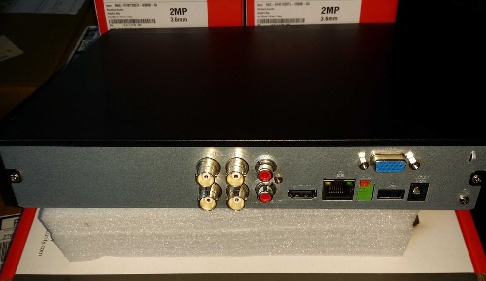 Supraveghere video 4 camere, DVR IR pana la 70m zoom 5x optic,  nou