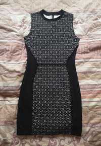 Нова вталяваща H&M рокля черно-бяла XS-S