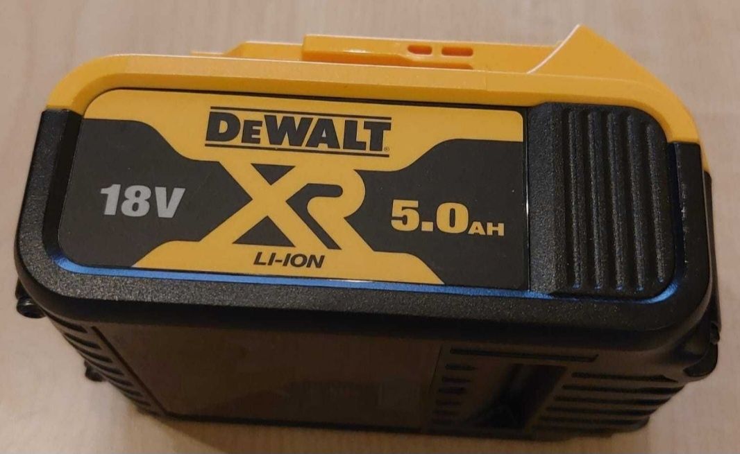 Acumulator DeWalt 5 Amperi 18V