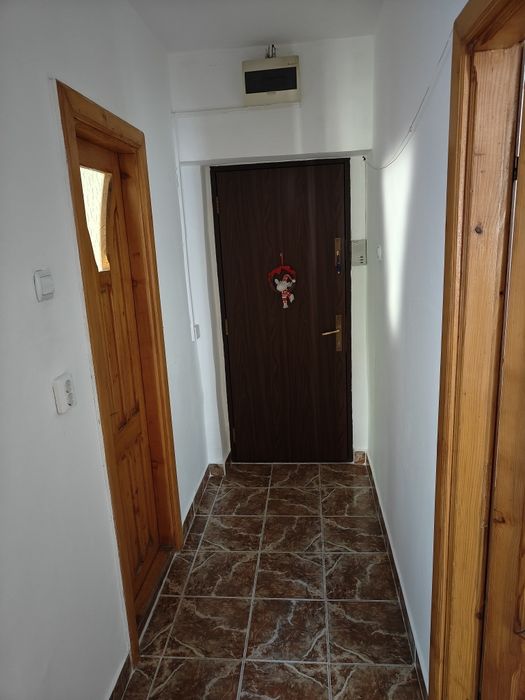 Inchiriez garsoniera spatioasa, pe durata Târguluil de Crăciun