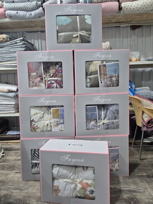 Постельный набор от фирмы "Fayiza"