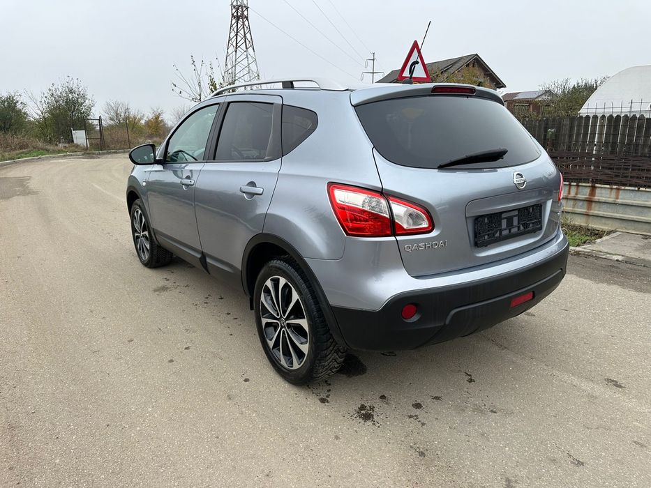 Nissan Qashqa 4x4 / euro 5 / Panoramic / RAR efectuat