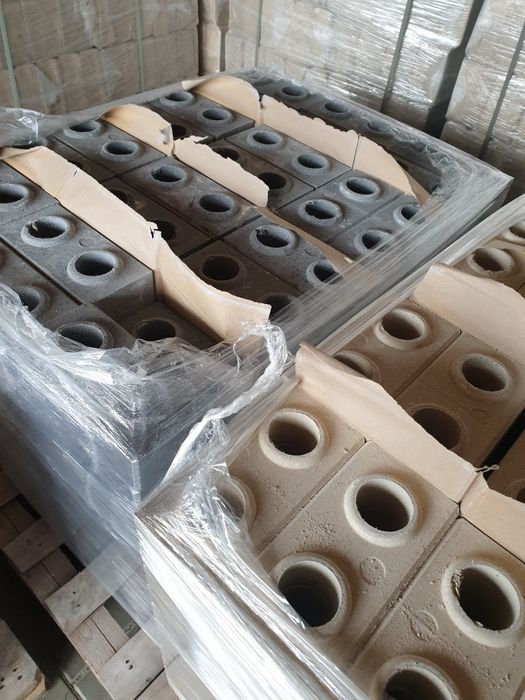Vand caramida tip lego