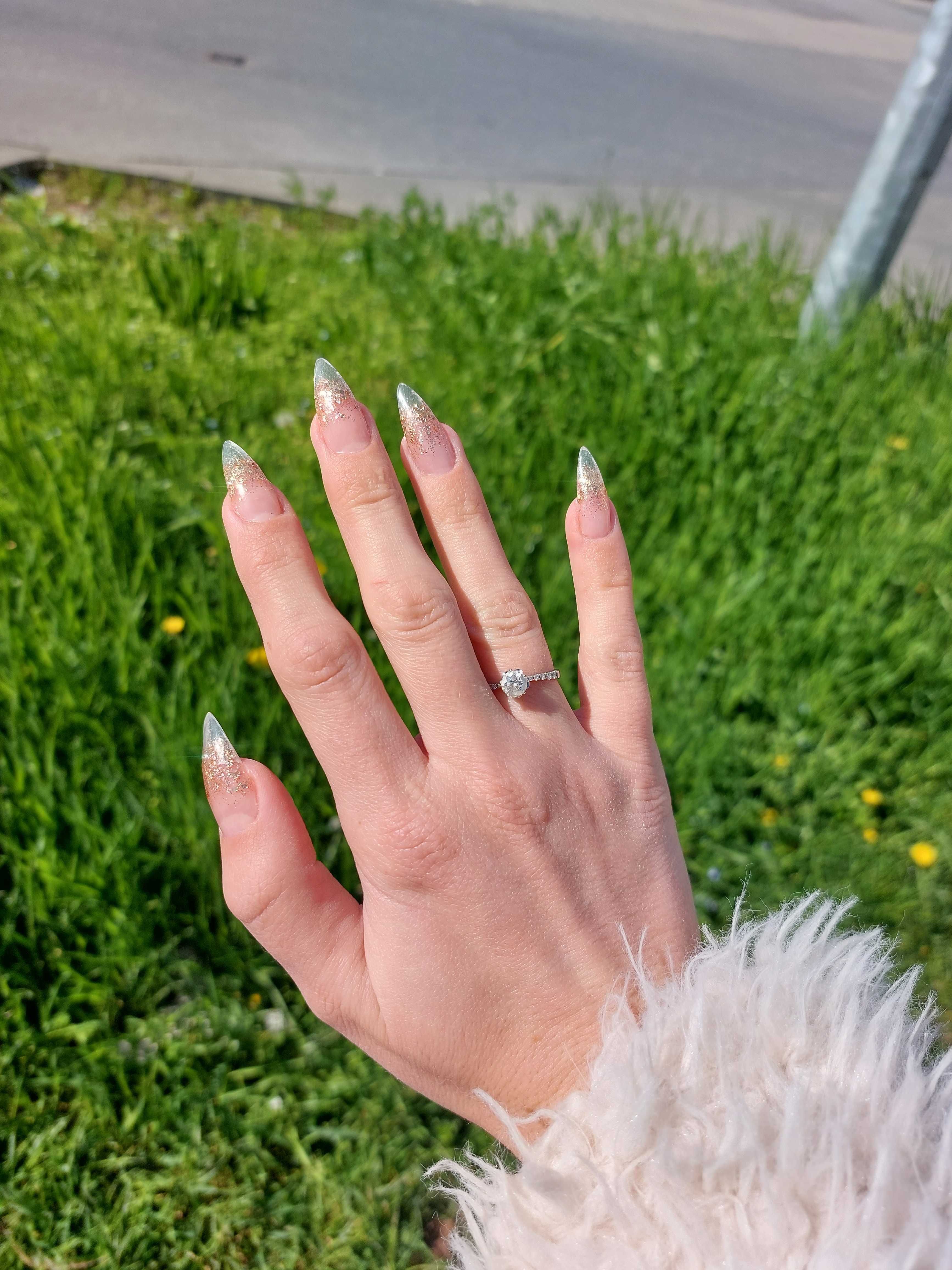 Inel de logodnă Teilor Solitaire Pave
