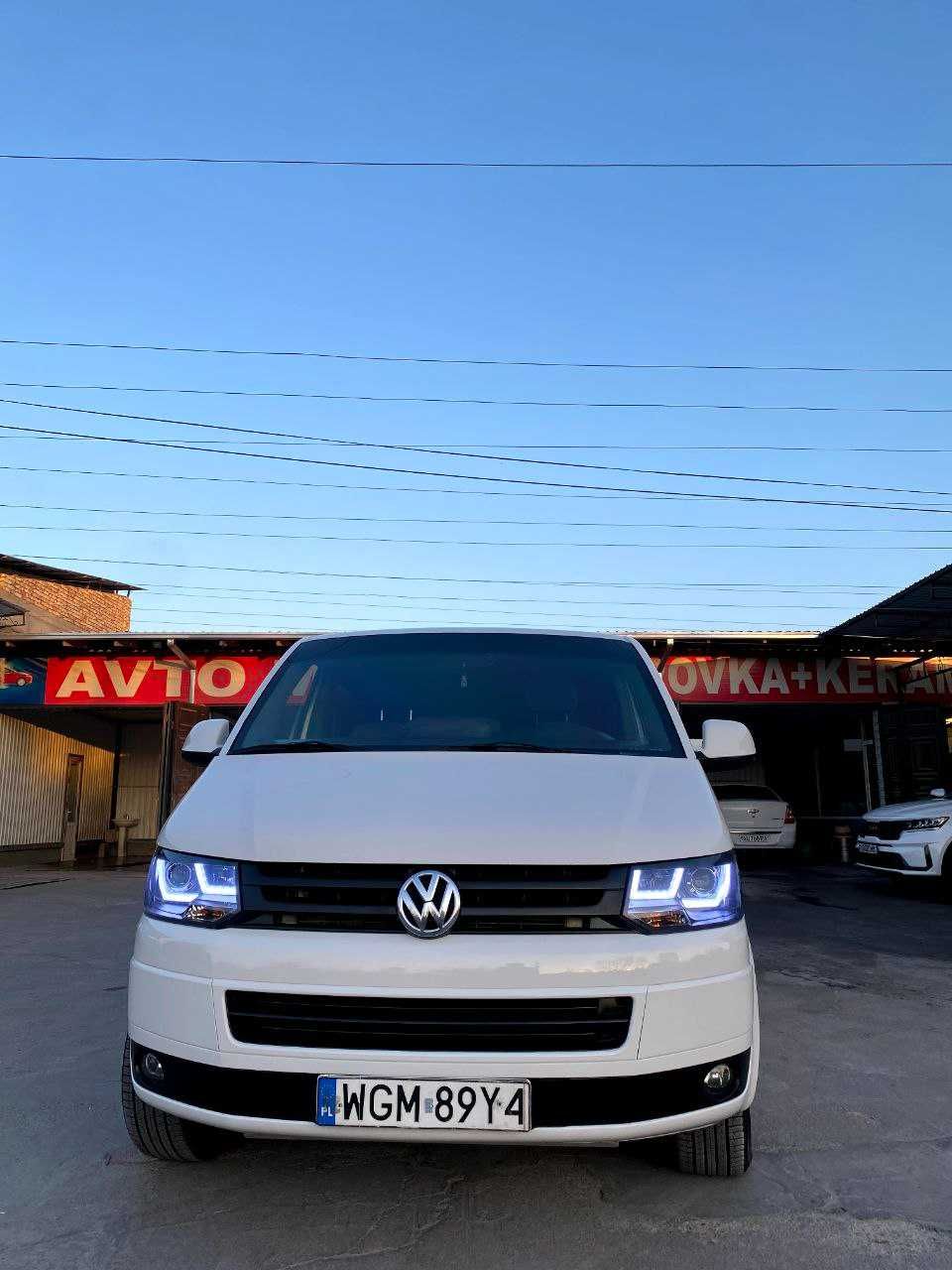Volkswagen T5 полгрузавой