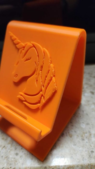 Suport telefon cu unicorn – printat 3D, personalizabil