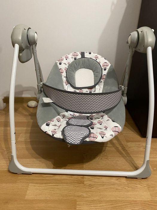 Leagan folosit pentru bebeluși