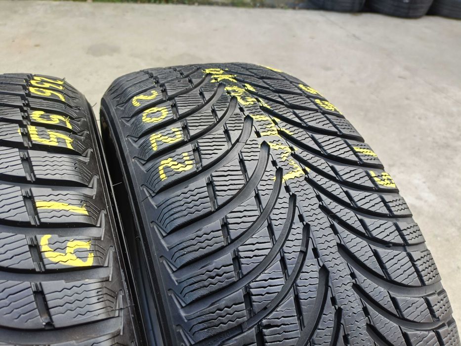 Set 4 anvelope de iarna 235 55 19 michelin latitude alpin LA2
