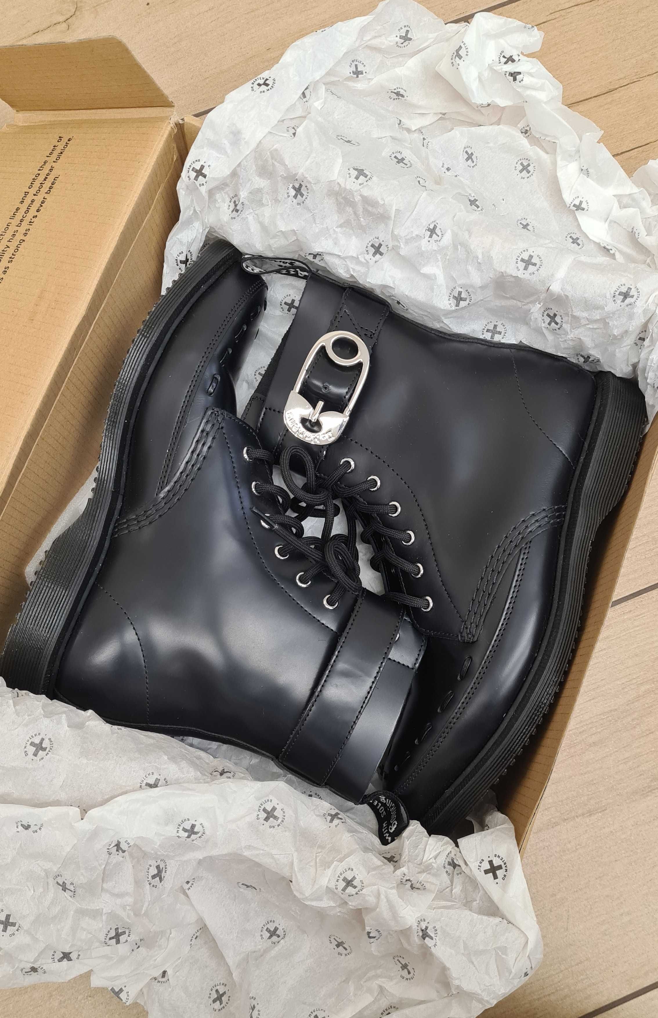 Dr Martens Geordin 37 UK4