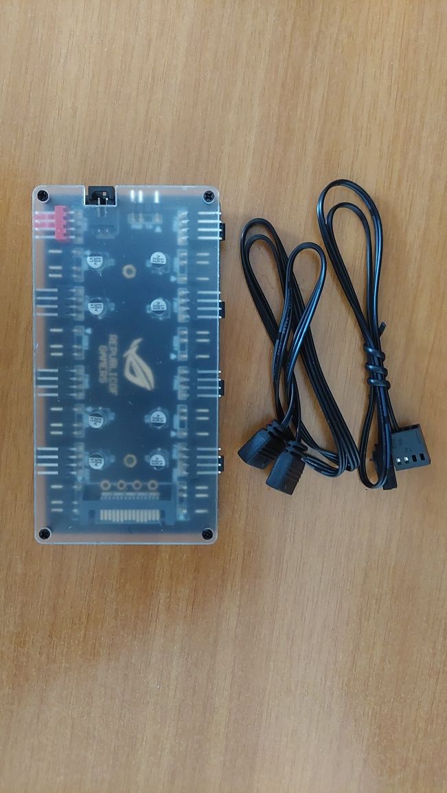 Fan hub rog, sata