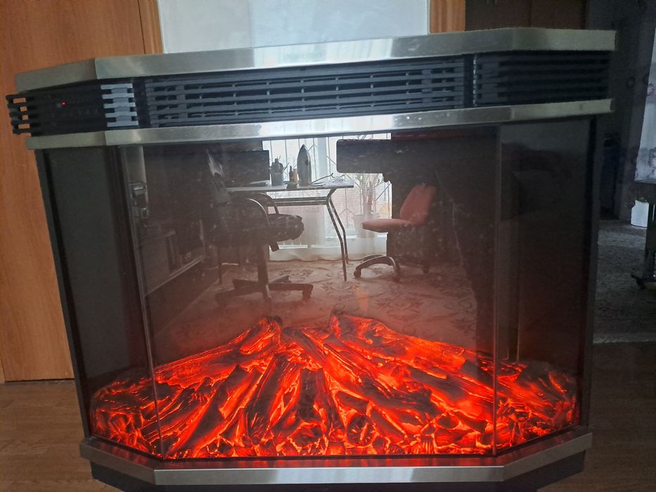 Продам электронный камин