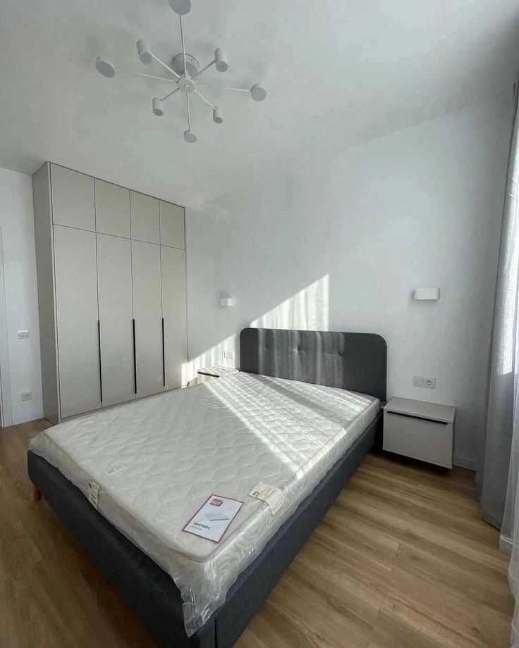 Ц-6 • ЖК Казахстан • 3-комн • 96 м² • этаж 6/10 • [M:0460]