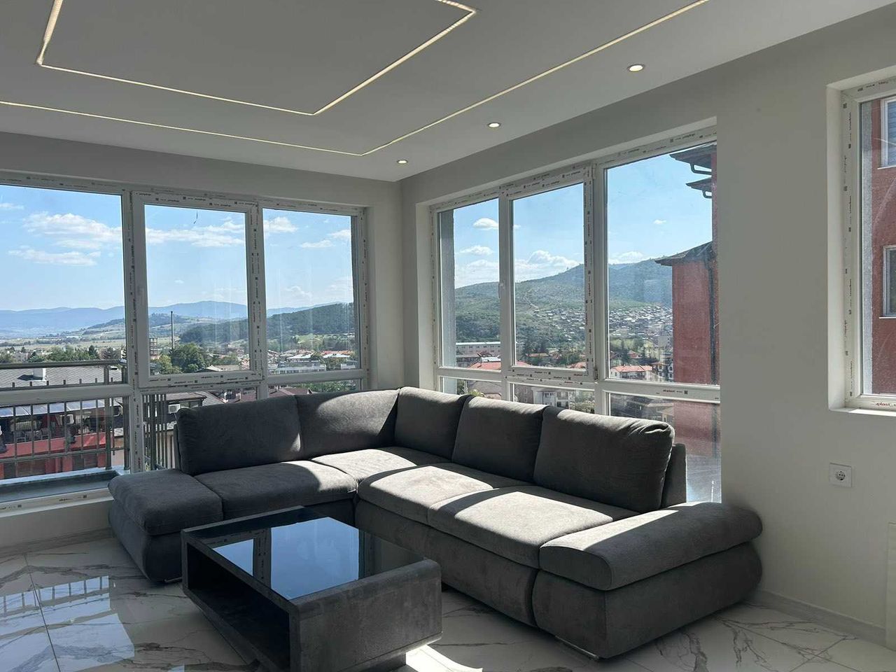 Продава се Тристаен апартамент в Велинград - 95 кв.м за 1358 €/кв.м - Снимка #6