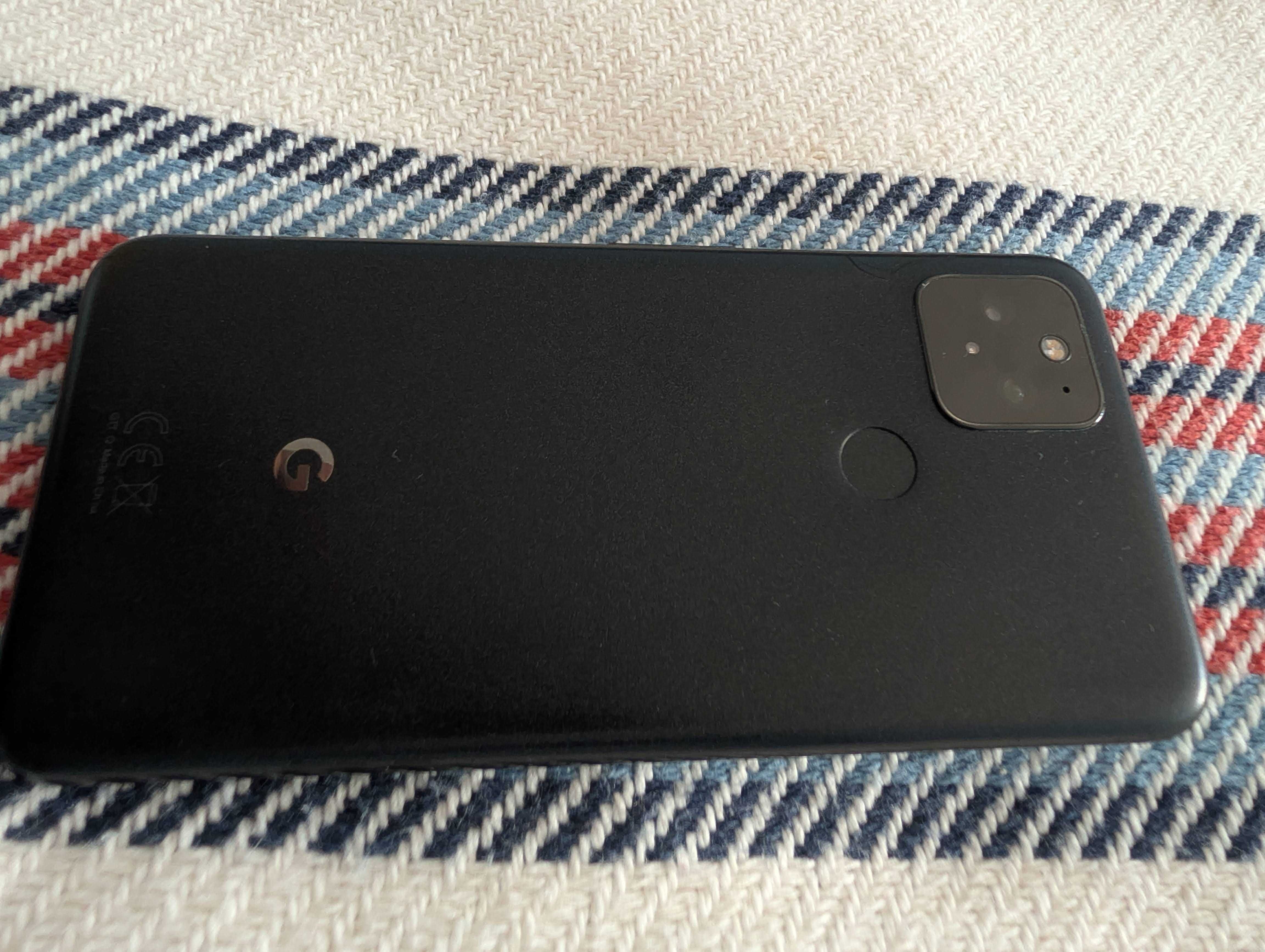 Продавам Google Pixel 5