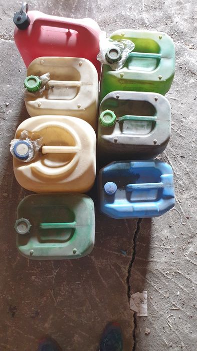 Канистры пластиковые под дизтопливо