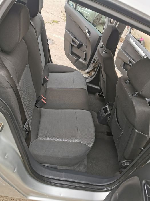 Opel Astra 2011 1.7 CDTI