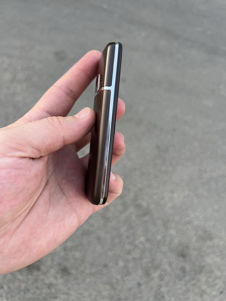 Nokia 6700 Choco
